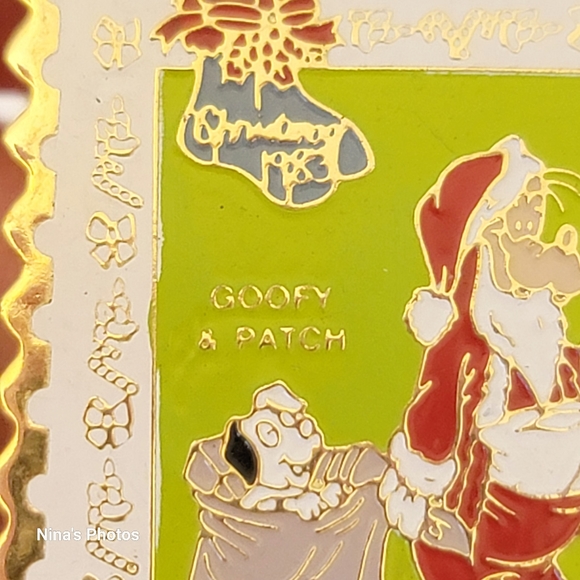 VTG Disney Goofy Santa Patch 1 Cent Caicos Stamp Lapel Pin Christmas Jayne Co. - Picture 4 of 8